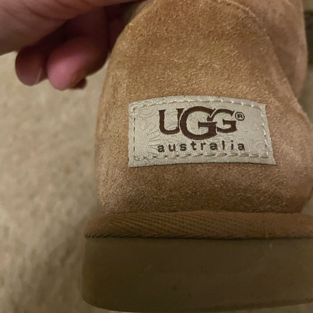 Ugg Classic Short Boots Chestnut Brown Tan US 6 GUC